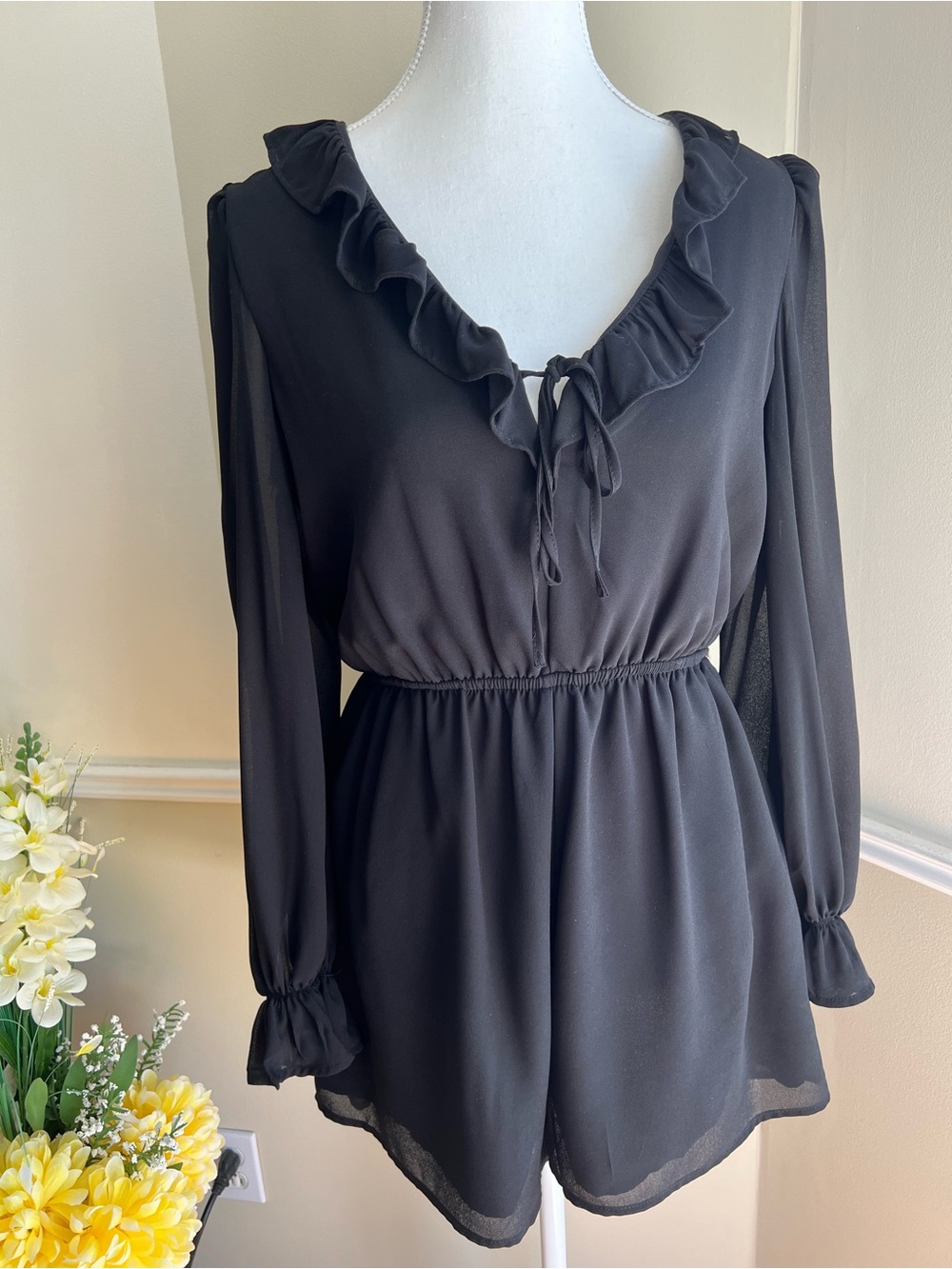 Ruffled V-Neck Long Sleeve Black Romper